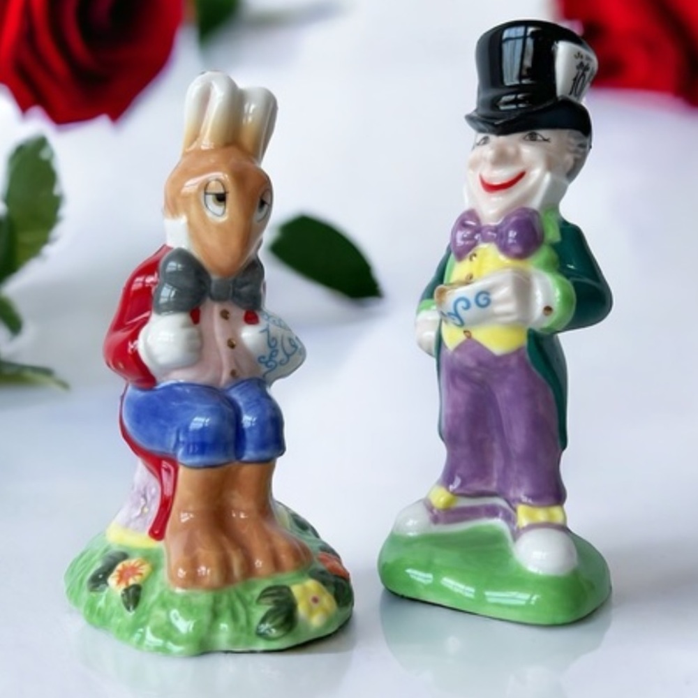 Paul Cardew Alice in Wonderland Salt and Pepper Shaker Set | New, no box